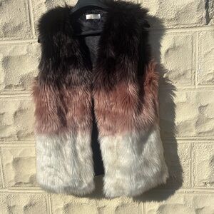 Stylish Multicolor Faux Fur Vest